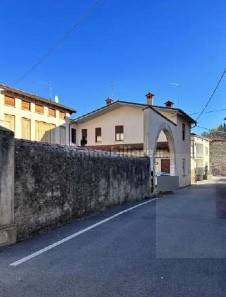 2 bedrooms Building in Chiuppano, Italy No. 302340