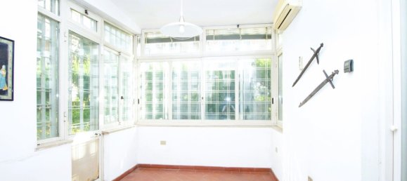 Квартира с 4 комнатами в Рим, Италия № 33459 70