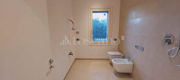 Villa de 4 divisões em Brescia, Italy N.º 261042 16