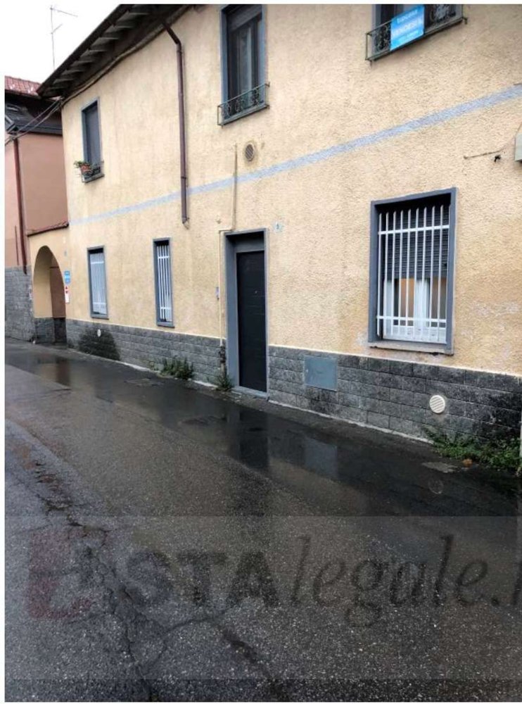 3غرفة شقة في Busto Arsizio, Italy رقم 1660