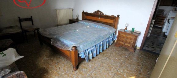 2 rooms House in Castelfranco Piandiscò, Italy No. 237739 6