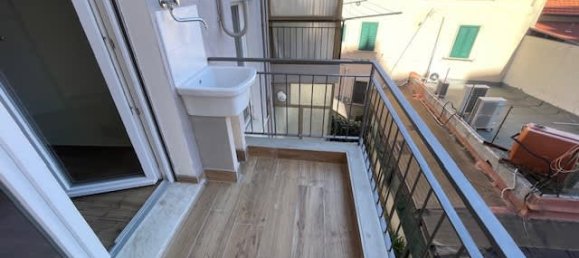 Apartamento de 4 divisões em Follonica, Italy N.º 374449 12