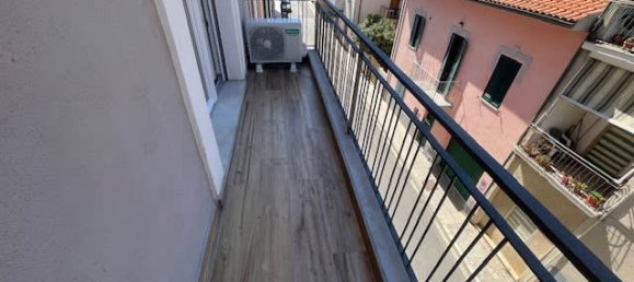 Apartamento de 4 divisões em Follonica, Italy N.º 374449 6