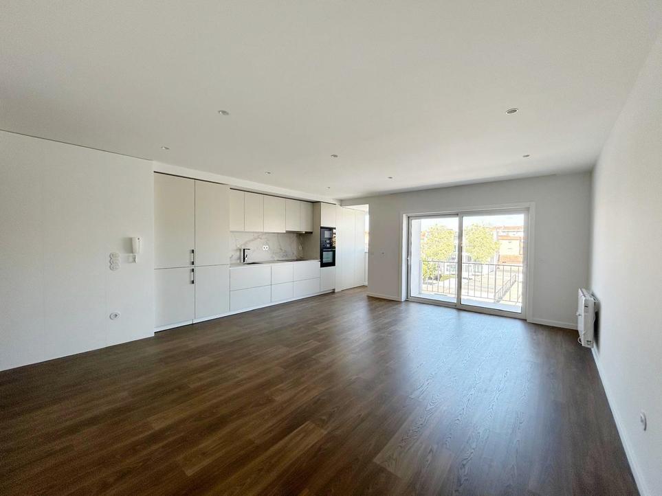 3 bedrooms Apartment in Aveiro, Portugal No. 211984