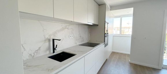 3 bedrooms Apartment in Aveiro, Portugal No. 211984 4