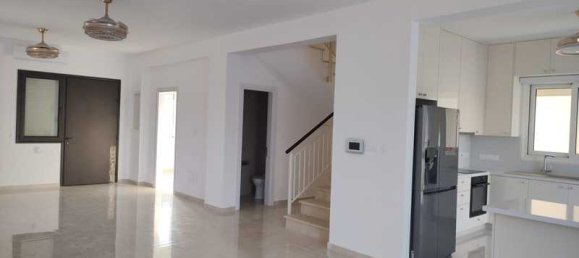 Casa de 5 dormitorios en Palodeia, Cyprus No. 11616 8