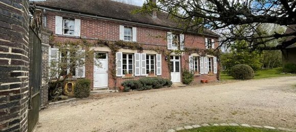 9 bedrooms House in Yonne, France No. 306401 2