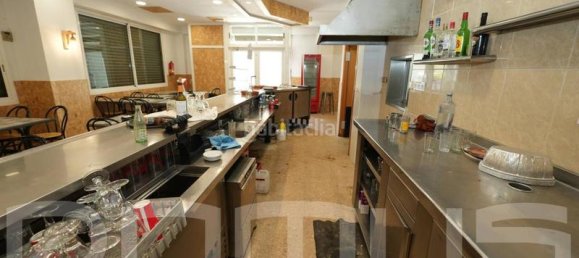 140m² Commercial property in Sant Vicenc Dels Horts, Spain No. 168634 6