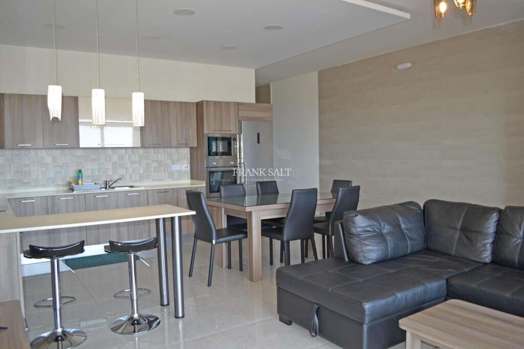 Квартира с 3 спальнями в Ашак, Мальта № 6291