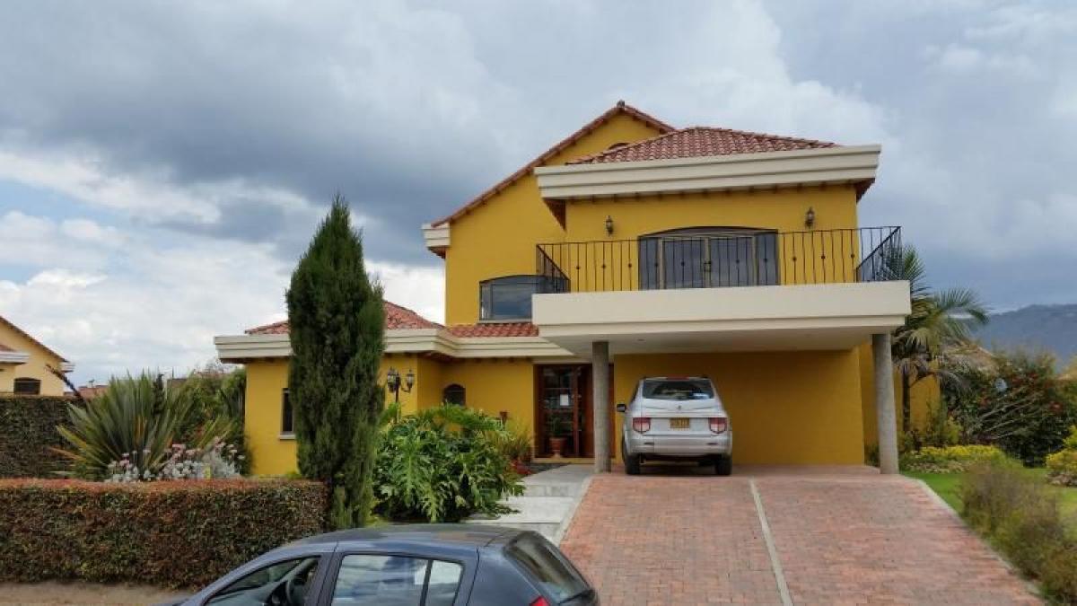 Casa T5 em Cundinamarca, Colombia N.º 6129