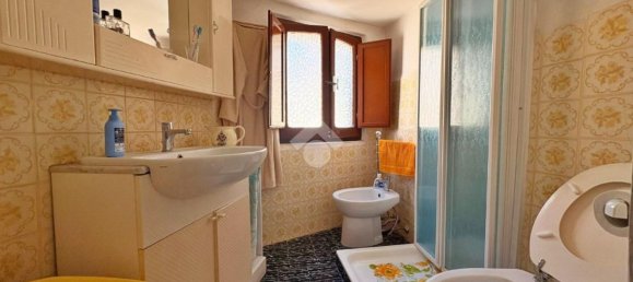 Casa de 3 habitaciónes en Gualdo Tadino, Italy No. 293048 7