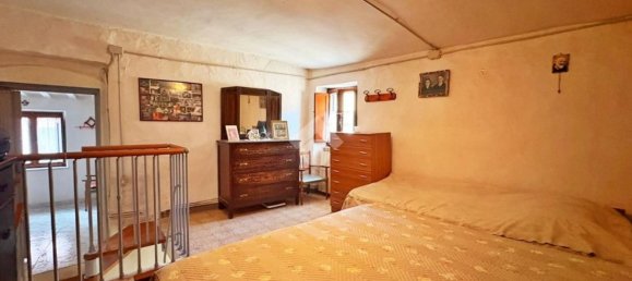 Casa de 3 habitaciónes en Gualdo Tadino, Italy No. 293048 5