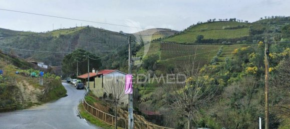 3 bedrooms House in Santa Marta de Penaguiao, Portugal No. 127771 17