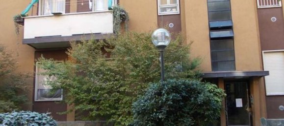 3 rooms Apartment in Milan, Italy No. 241050 15