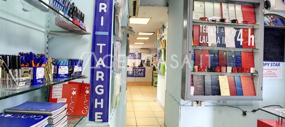 5-Zimmer Gewerbliche Immobilie in Naples, Italy, Nr. 105015 9