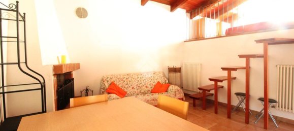 3 rooms Apartment in Parella, Italy No. 18094 5