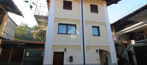 3 rooms Apartment in Parella, Italy No. 18094 3