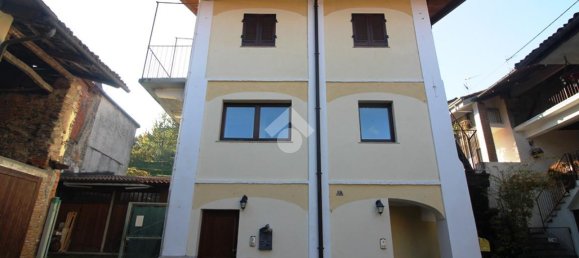 3 rooms Apartment in Parella, Italy No. 18094 17