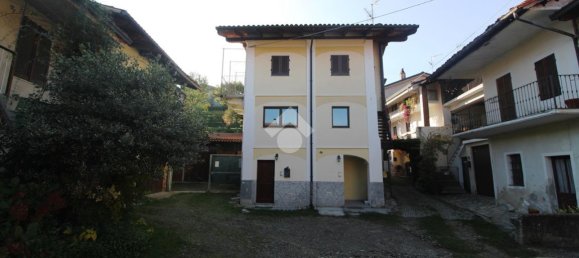 3 rooms Apartment in Parella, Italy No. 18094 16