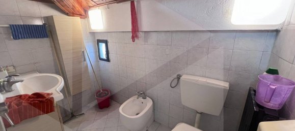 4 rooms Apartment in Ponsacco, Italy No. 23950 10