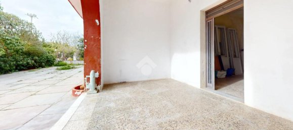 4 rooms Villa in Francavilla Fontana, Italy No. 24452 3