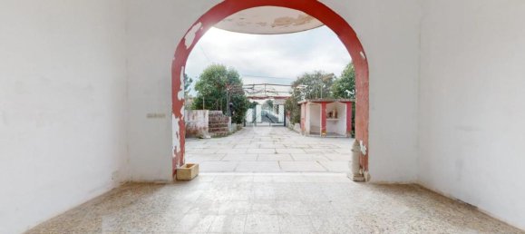 4 rooms Villa in Francavilla Fontana, Italy No. 24452 2