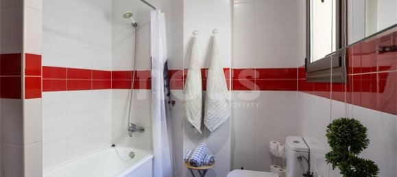 3 bedrooms Penthouse in Alcala, Spain No. 13864 3