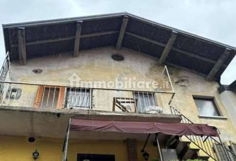 1 bedroom Apartment in Cocquio-Trevisago, Italy No. 262637