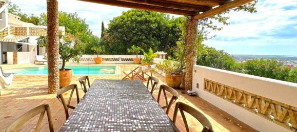 5 bedrooms Villa in Faro, Portugal No. 131884 3