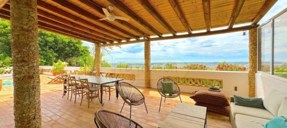 5 bedrooms Villa in Faro, Portugal No. 131884 2