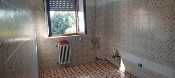 4 rooms Apartment in Brescia, Italy No. 300186 6