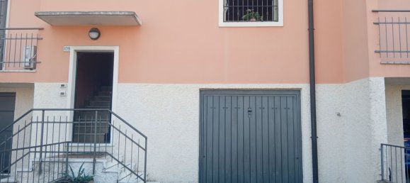 4 rooms Apartment in Brescia, Italy No. 300186 2