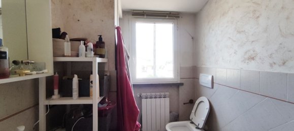 2 rooms Apartment in Porcari, Italy No. 280044 12
