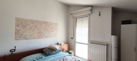 2 rooms Apartment in Porcari, Italy No. 280044 10