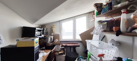 2 rooms Apartment in Porcari, Italy No. 280044 7