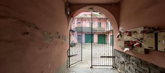 Квартира с 1 спальней в Комо, Италия № 327944 36