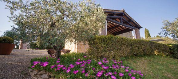 Дом с 2 комнатами в Вольтерра, Италия № 121136 20