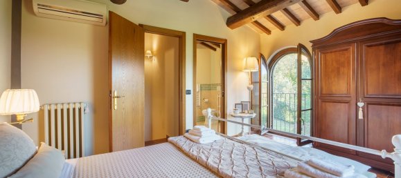 Дом с 2 комнатами в Вольтерра, Италия № 121136 37