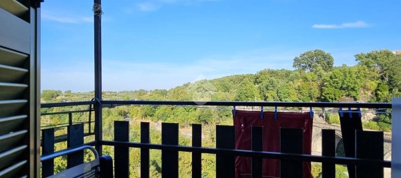 Квартира с 2 комнатами в Витербо, Италия № 289711 3