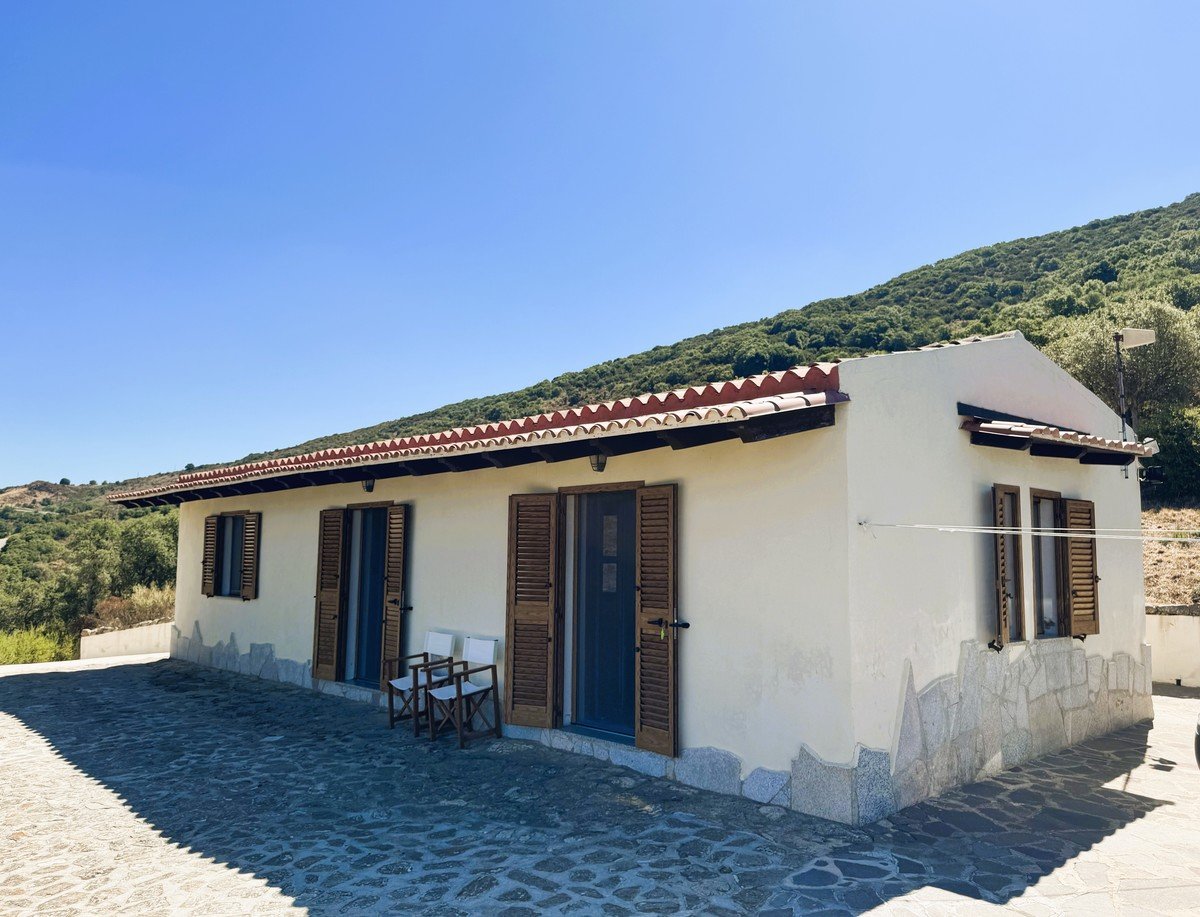 2 bedrooms House in Aggius, Italy No. 318994