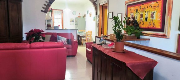 4 rooms Apartment in Poggibonsi, Italy No. 226038 2