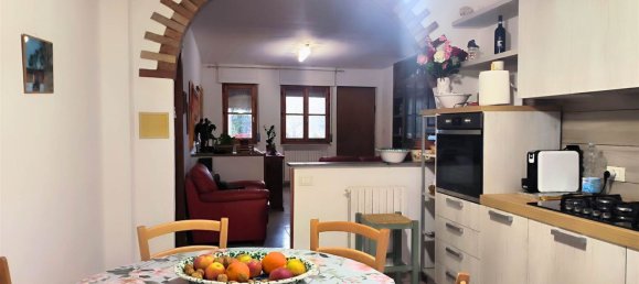 4 rooms Apartment in Poggibonsi, Italy No. 226038 9