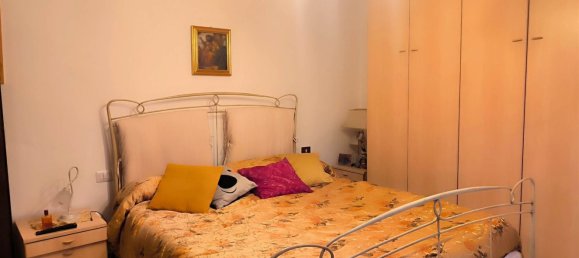 4 rooms Apartment in Poggibonsi, Italy No. 226038 12