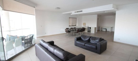 3 غرف نوم شقة في Sliema, Malta رقم 9945 3