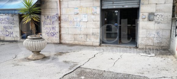 1 room Commercial property in Naples, Italy No. 57963 10