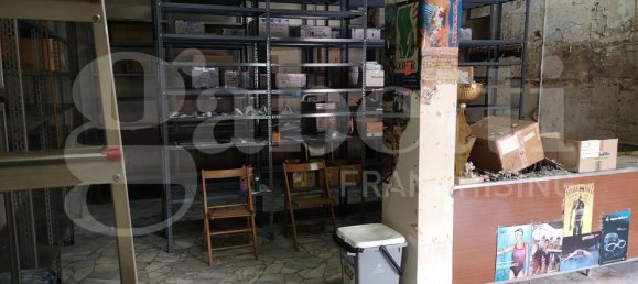 1 room Commercial property in Naples, Italy No. 57963 9