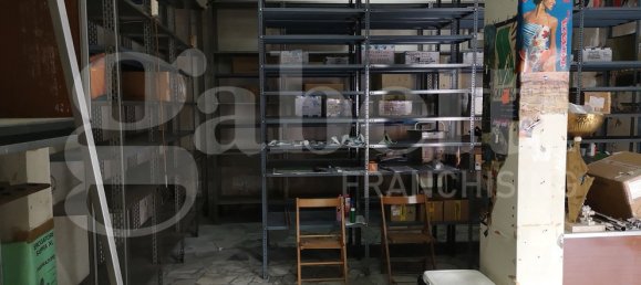 1 room Commercial property in Naples, Italy No. 57963 7