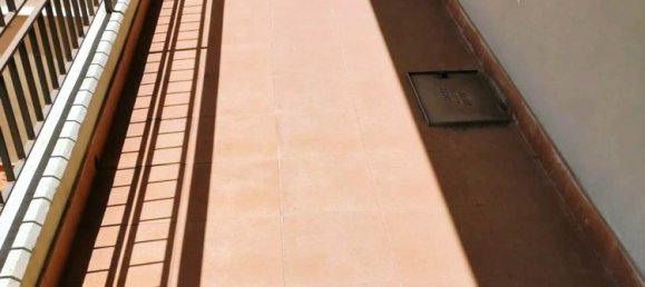 Квартира с 3 комнатами в Валенцано, Италия № 118617 8