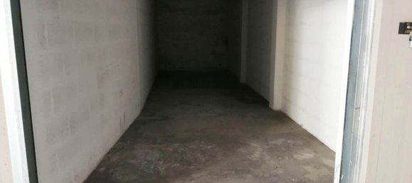 Квартира с 3 комнатами в Валенцано, Италия № 118617 12