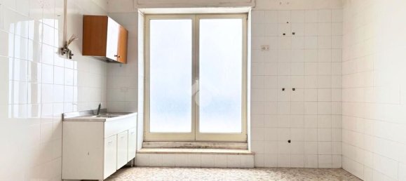 90m² Commercial property in Putignano, Italy No. 274263 13